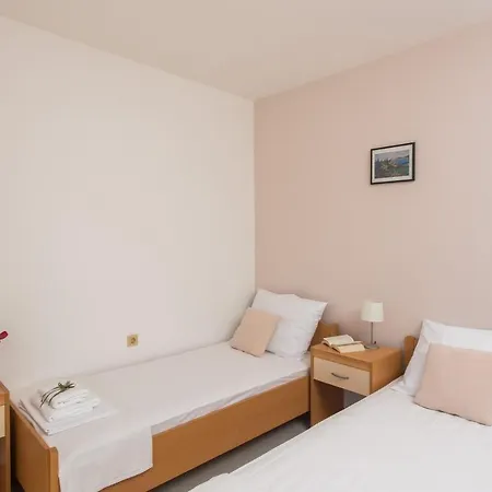 Rosa Bianca - Comfort Triple With Garden View Mokošica